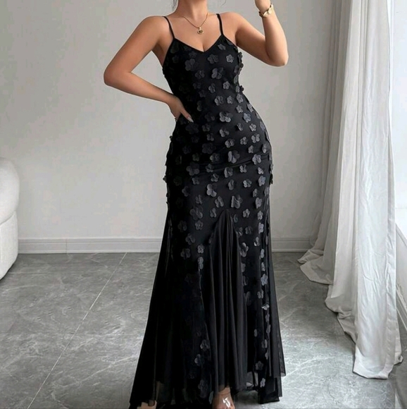 Women's Fashion Elegant 3D Floral Mesh Patchwork Fishtail Dress - Picture 1 of 4